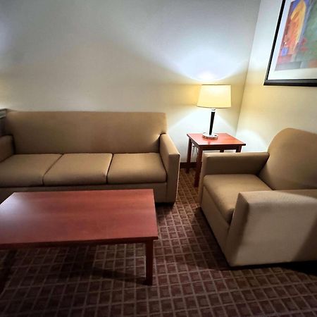 รามาดา บาย วินด์แฮม คอลเลจ สเตชั่น Hotel คอลเลจสเตชัน ภายนอก รูปภาพ