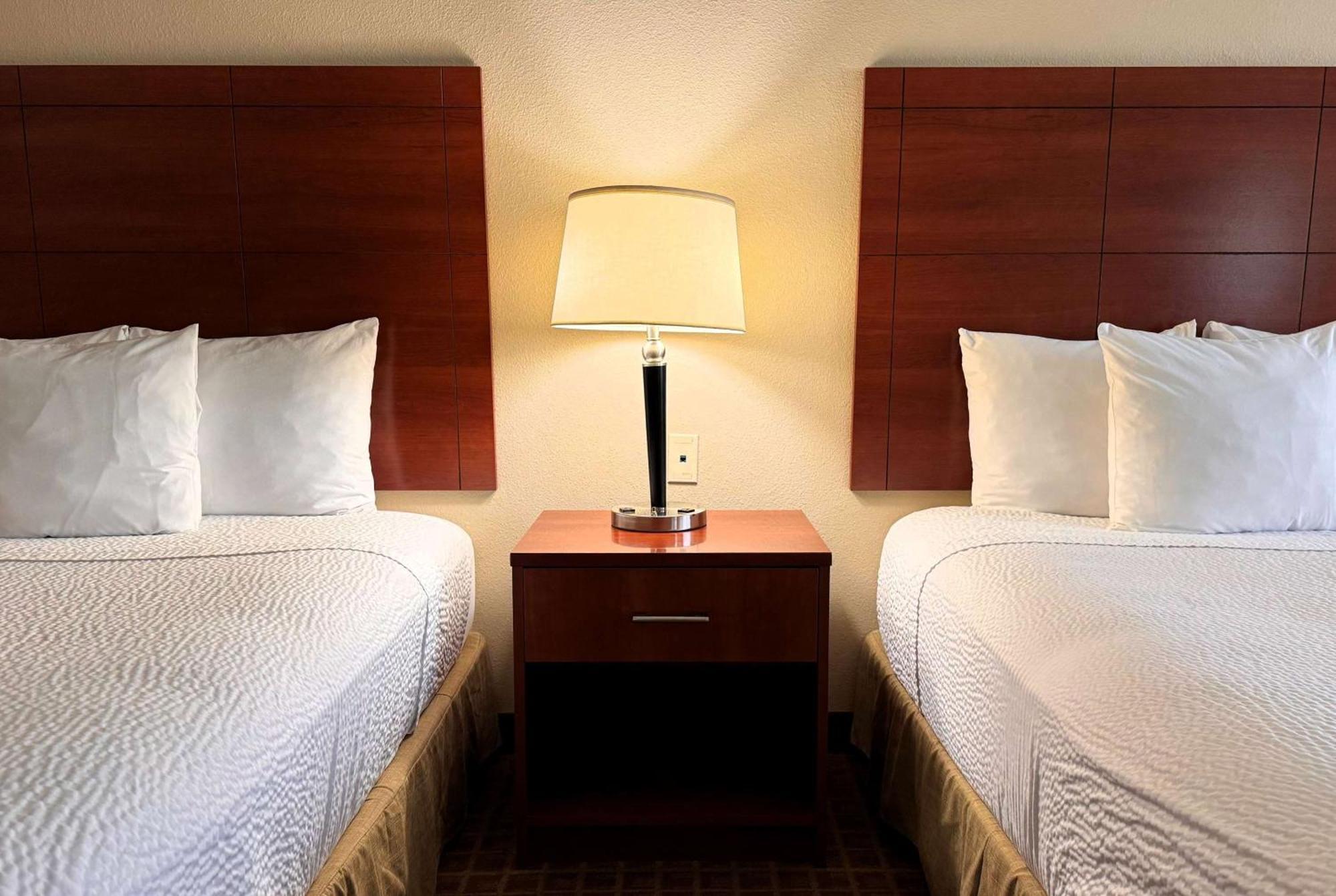 รามาดา บาย วินด์แฮม คอลเลจ สเตชั่น Hotel คอลเลจสเตชัน ภายนอก รูปภาพ
